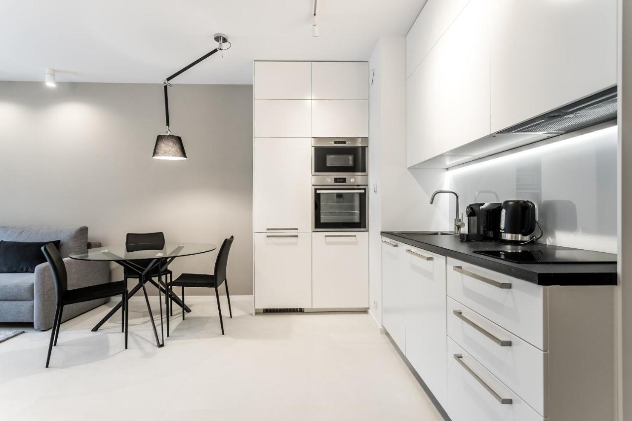 Mennica Residence Apartments By P&O Serviced Apartments Warszawa Exteriör bild