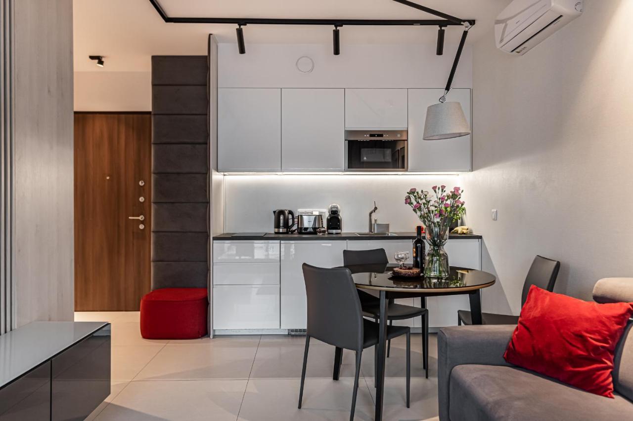 Mennica Residence Apartments By P&O Serviced Apartments Warszawa Exteriör bild