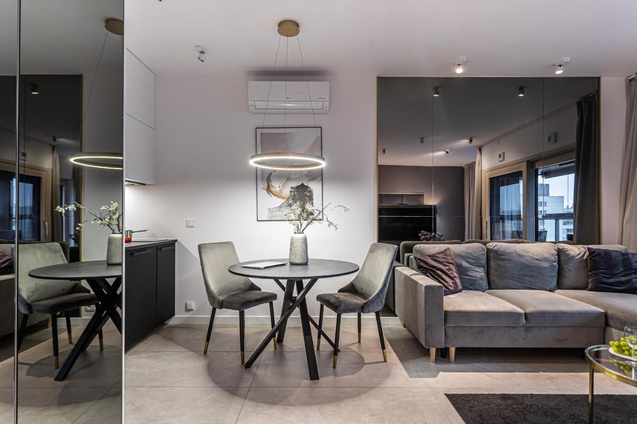 Mennica Residence Apartments By P&O Serviced Apartments Warszawa Exteriör bild
